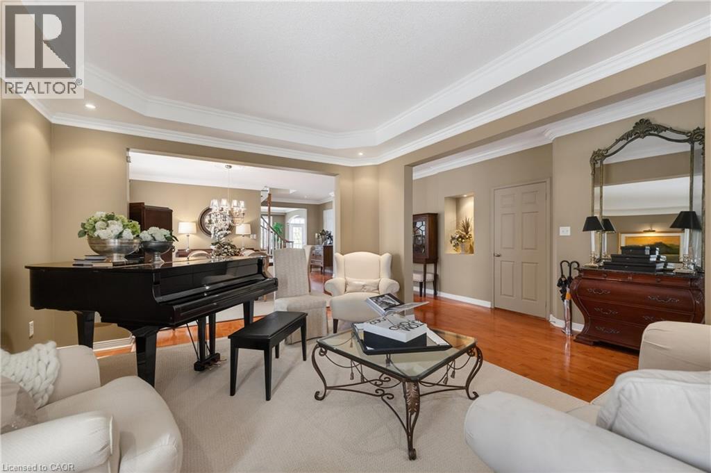 4266 Clubview Drive, Burlington, Ontario  L7M 4X2 - Photo 9 - 40825029