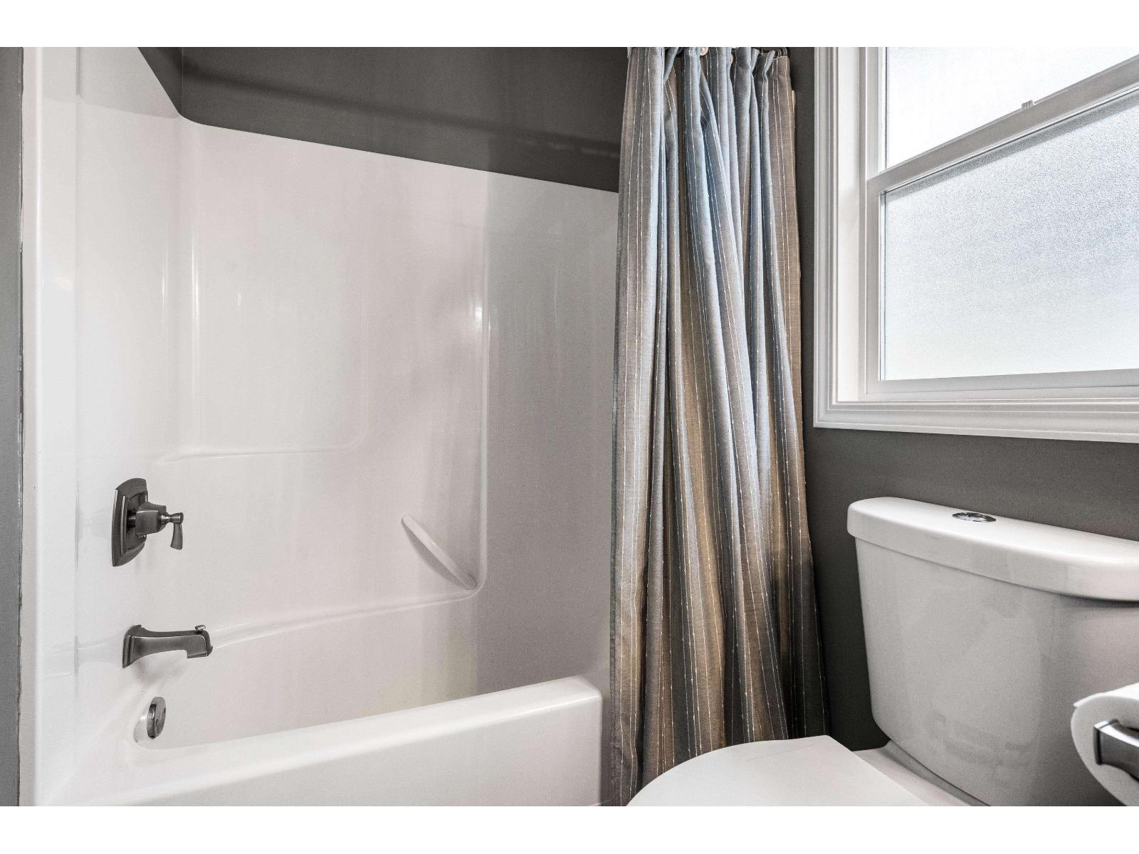 B 45658 Lewis Avenue, Chilliwack Proper West, Chilliwack, British Columbia  V2P 3C6 - Photo 28 - R3114035