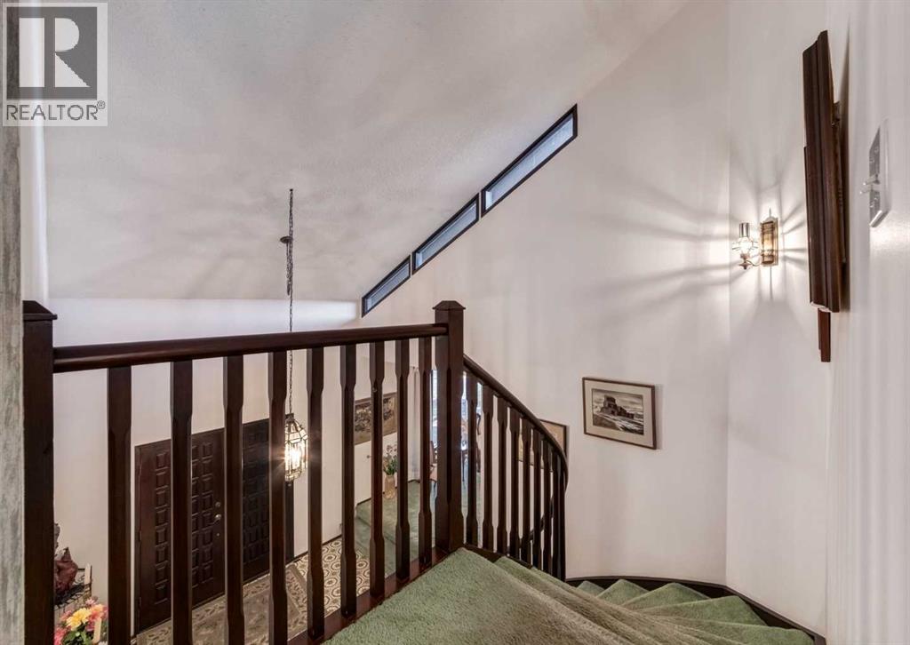 268 Pump Hill Gardens SW, Calgary, Alberta  T2V 4M6 - Photo 27 - A2268465