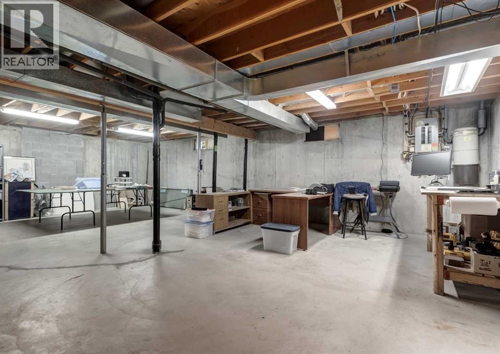 268 Pump Hill Gardens SW, Calgary, Alberta  T2V 4M6 - Photo 42 - A2268465