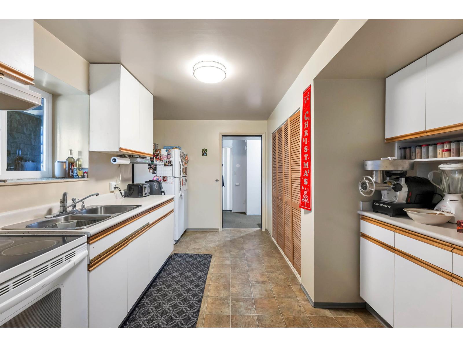 5927 184 Street, Surrey, British Columbia  V3S 4N2 - Photo 21 - R3095026