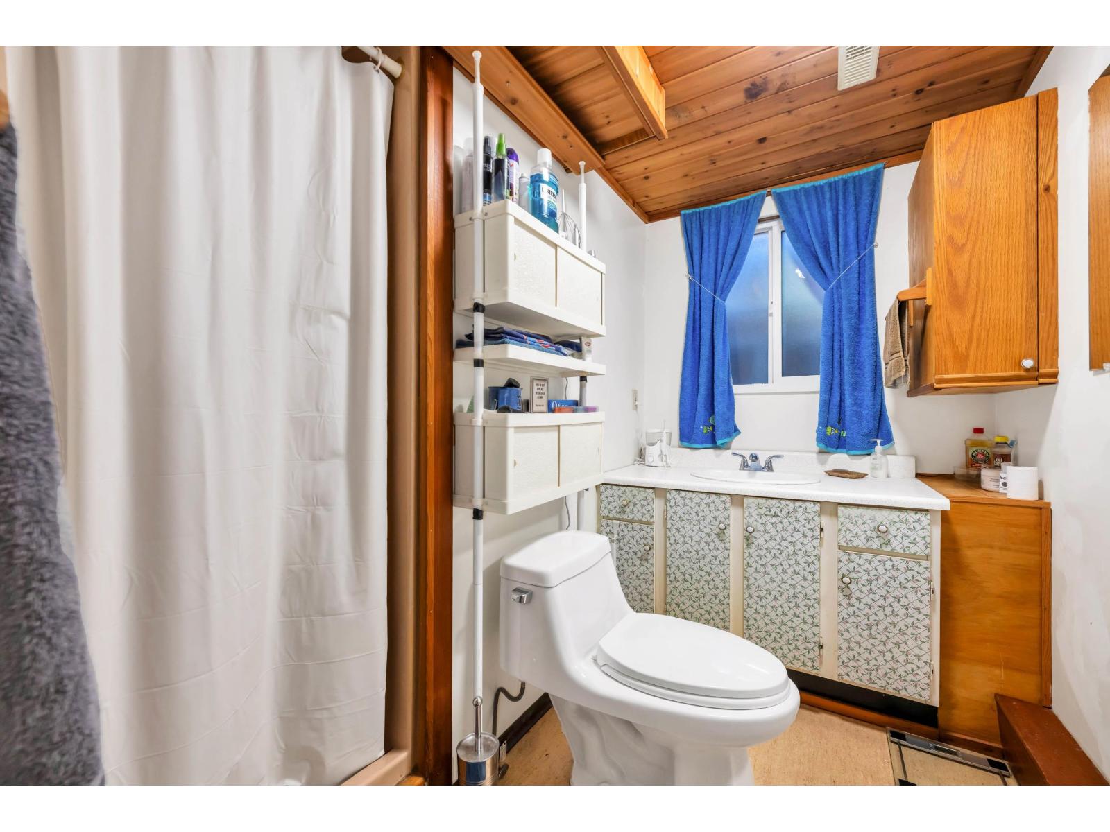 5927 184 Street, Surrey, British Columbia  V3S 4N2 - Photo 25 - R3095026