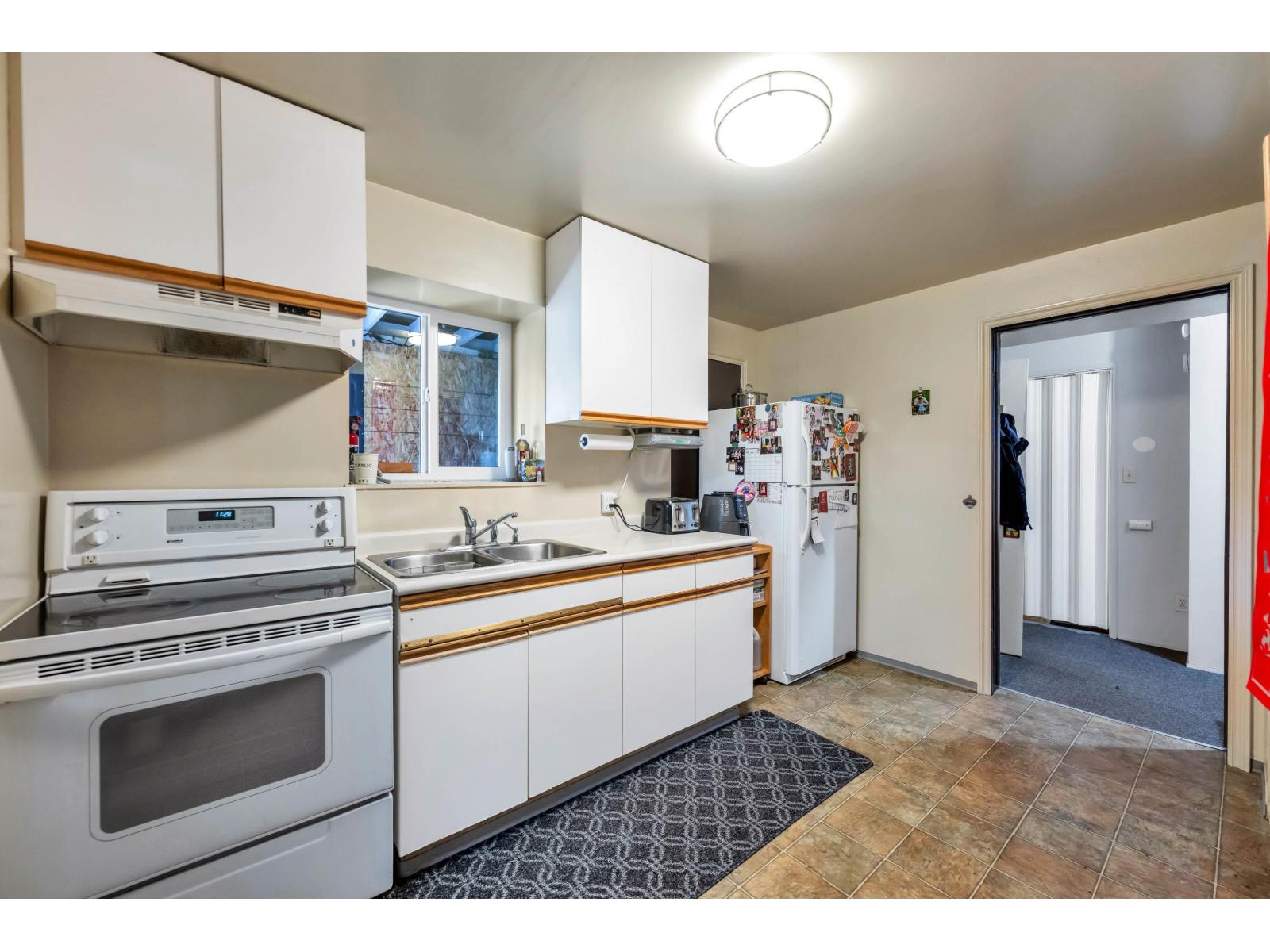 5927 184 Street, Surrey, British Columbia  V3S 4N2 - Photo 22 - R3095026