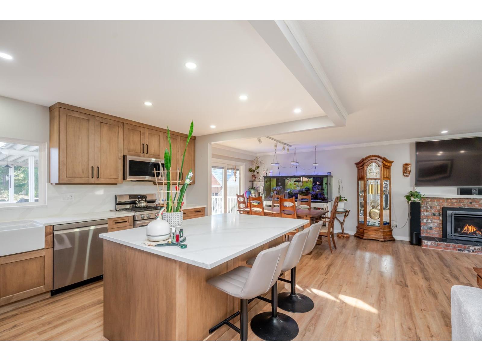 3924 205b Street, Langley, British Columbia  V3A 2B3 - Photo 7 - R3095047