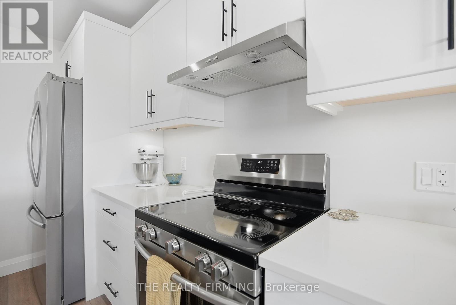 141 Victoria Avenue E, South Huron, Ontario  N0M 1M0 - Photo 14 - X13054822