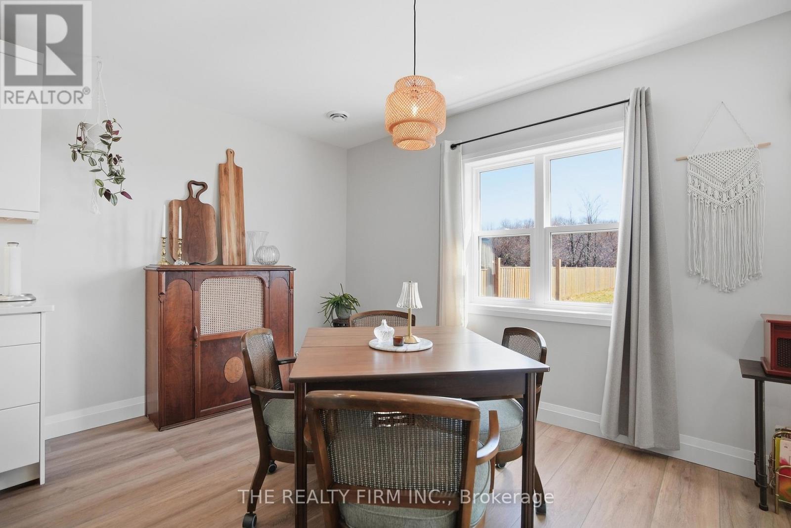 141 Victoria Avenue E, South Huron, Ontario  N0M 1M0 - Photo 16 - X13054822