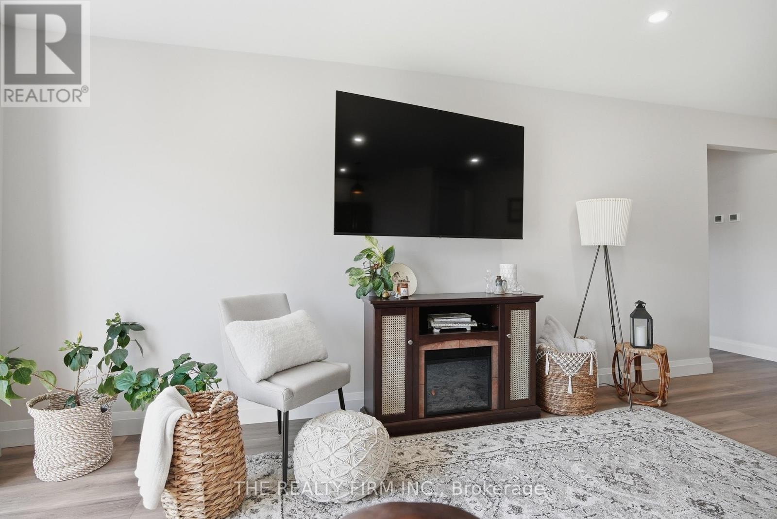 141 Victoria Avenue E, South Huron, Ontario  N0M 1M0 - Photo 18 - X13054822