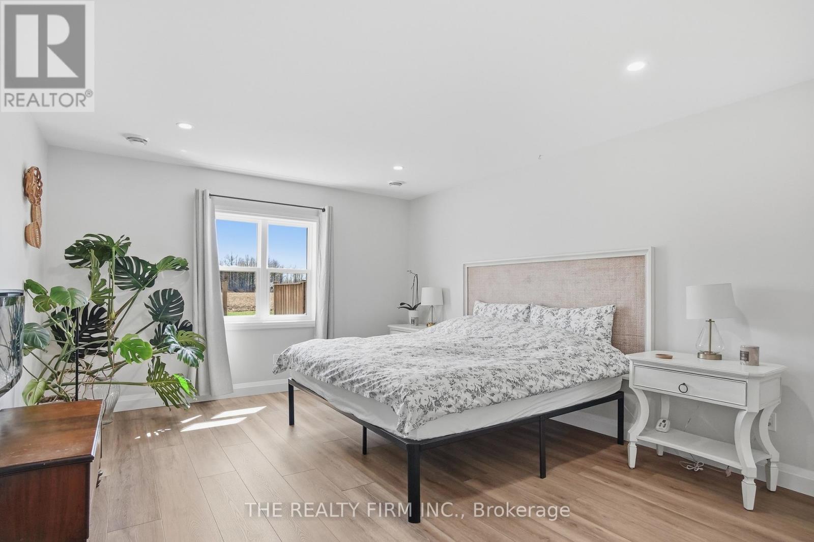 141 Victoria Avenue E, South Huron, Ontario  N0M 1M0 - Photo 22 - X13054822