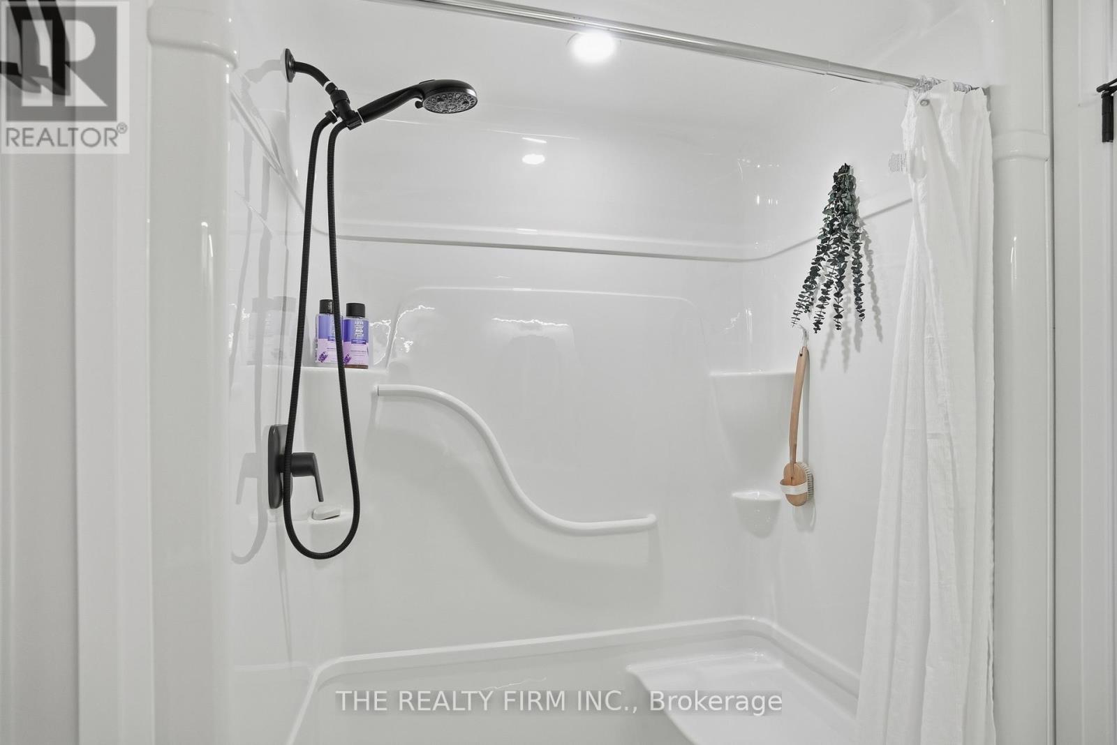 141 Victoria Avenue E, South Huron, Ontario  N0M 1M0 - Photo 26 - X13054822