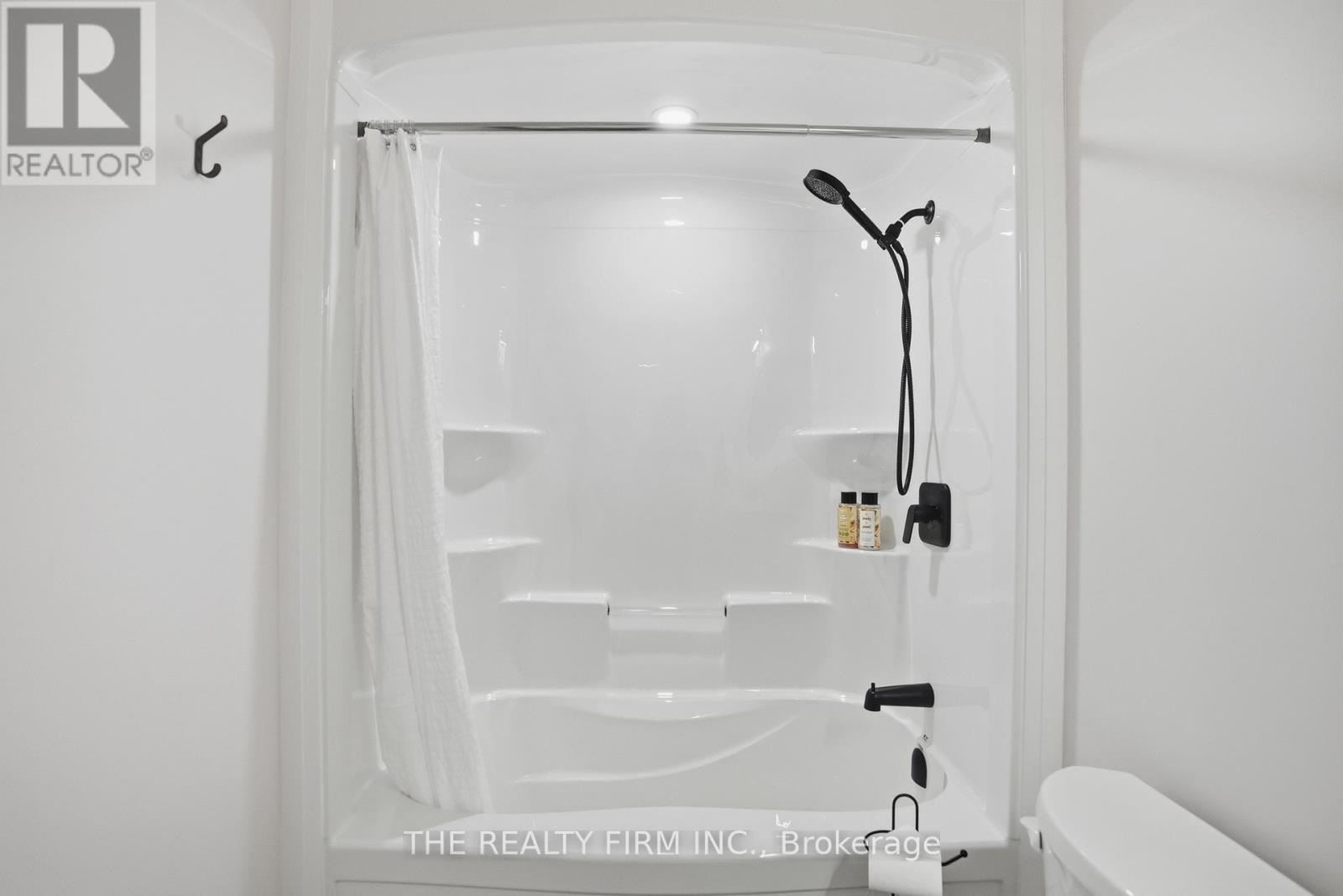 141 Victoria Avenue E, South Huron, Ontario  N0M 1M0 - Photo 32 - X13054822