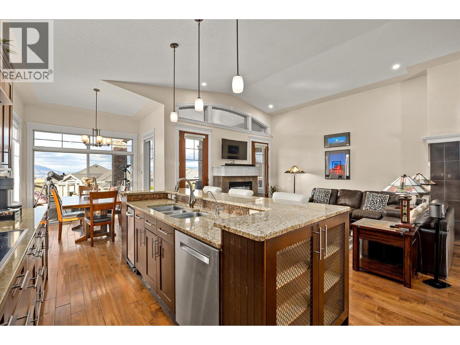 603 Arbor View Drive, Kelowna, British Columbia