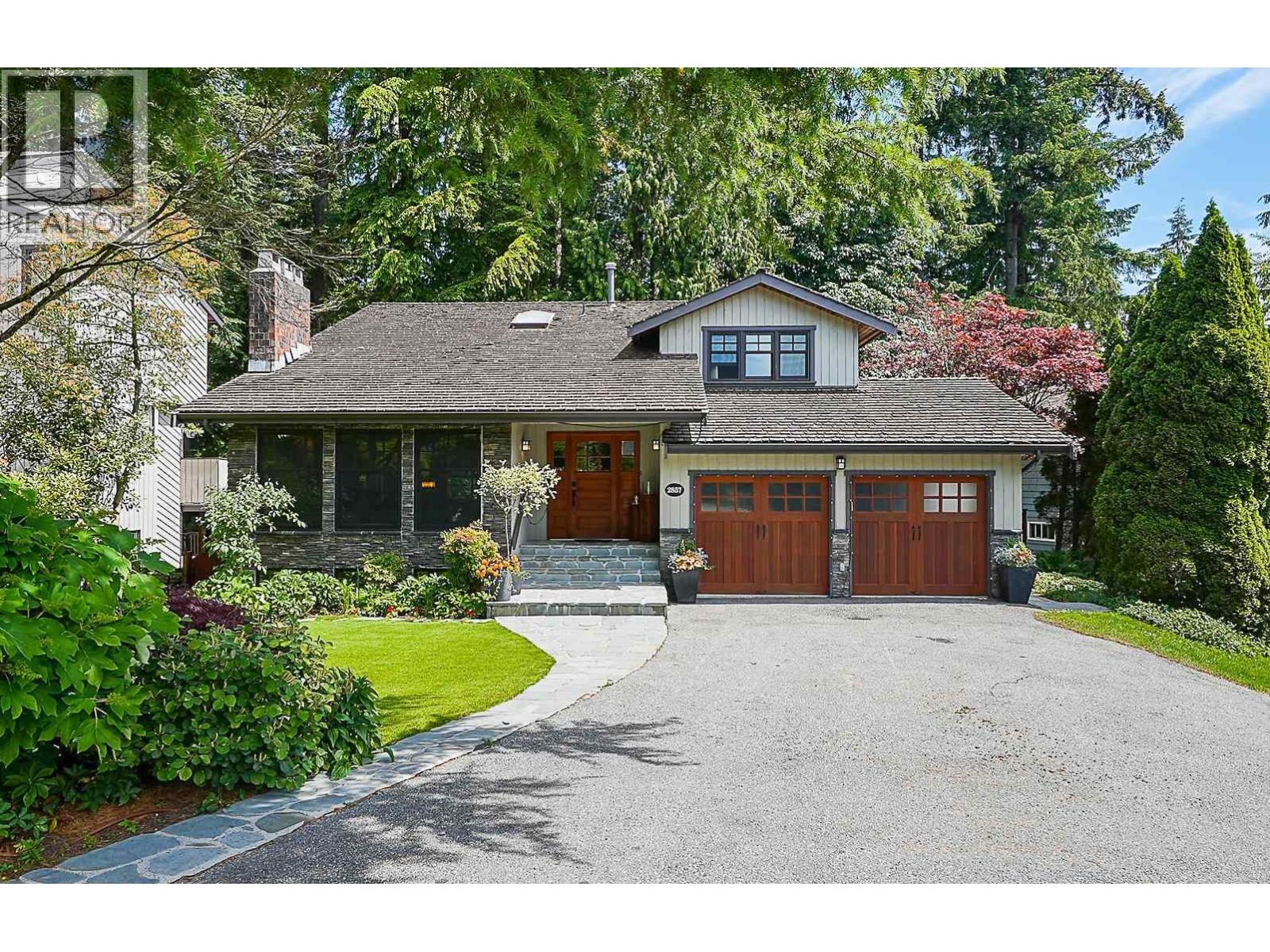 2857 VIOLET STREET, North Vancouver, British Columbia