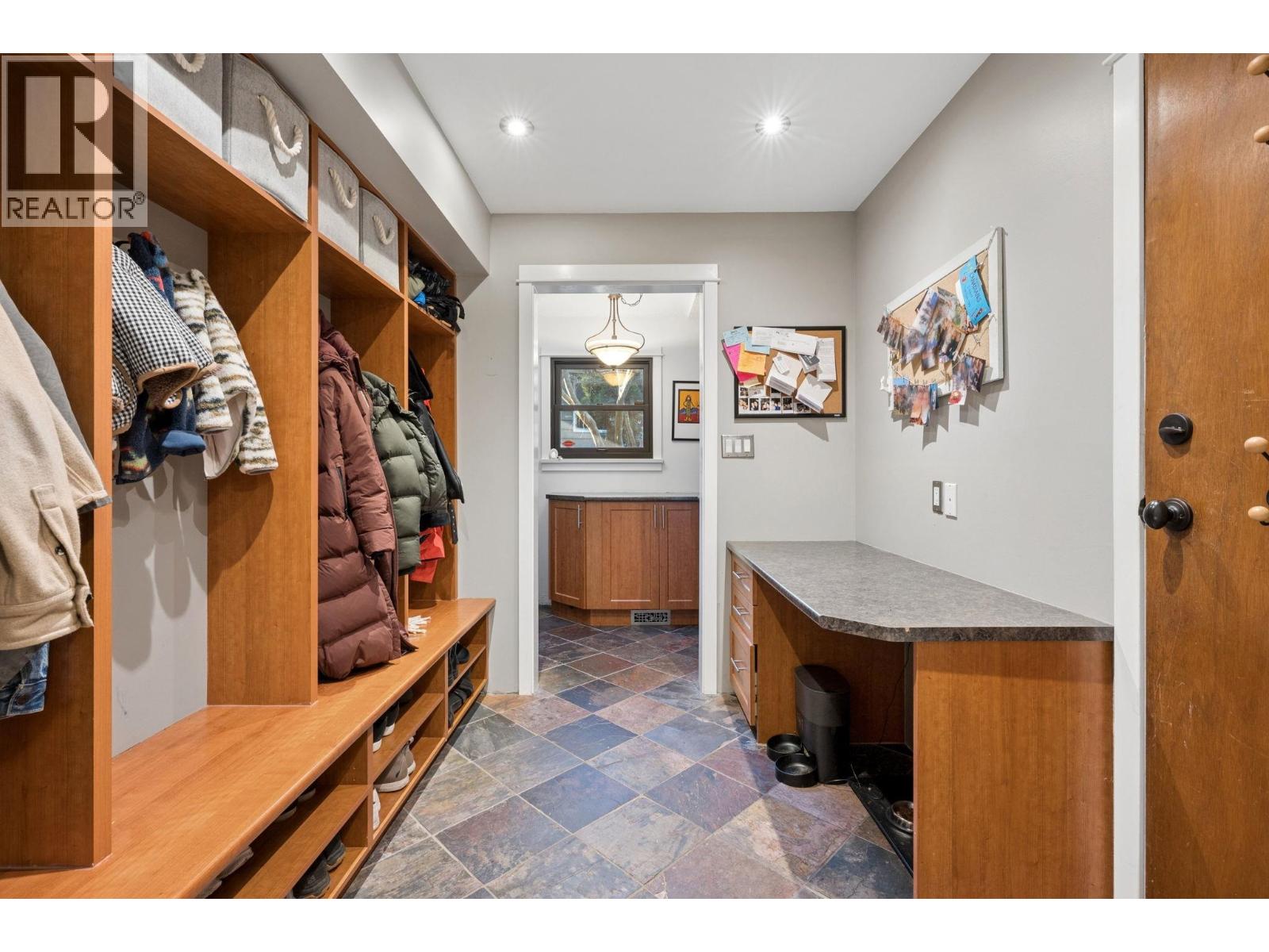 2857 Violet Street, North Vancouver, British Columbia  V7H 2L7 - Photo 15 - R3113945