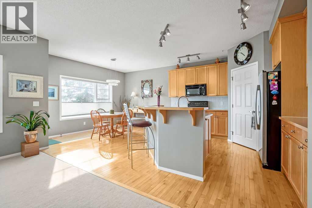 86 Evergreen Common Sw, Calgary, Alberta  T2Y 4N8 - Photo 15 - A2294319