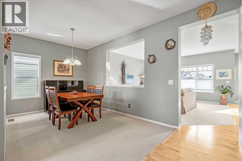 86 Evergreen Common Sw, Calgary, Alberta  T2Y 4N8 - Photo 7 - A2294319