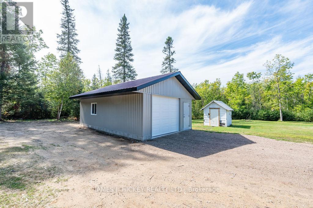 37335 Highway 17 Highway, Laurentian Hills, Ontario  K0J 2H0 - Photo 21 - X12382151
