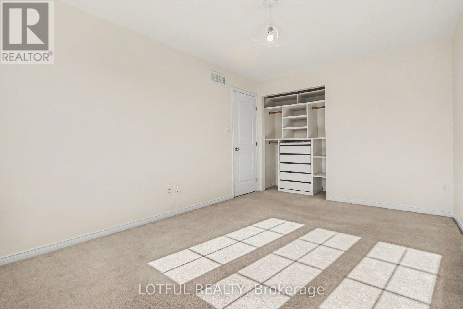 836 Kennacraig Private, Ottawa, Ontario  K2J 5T6 - Photo 28 - X12985318