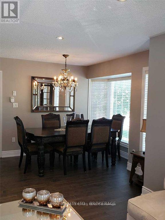 5890 Tampico Way, Mississauga, Ontario  L5M 6Y9 - Photo 9 - W13027716