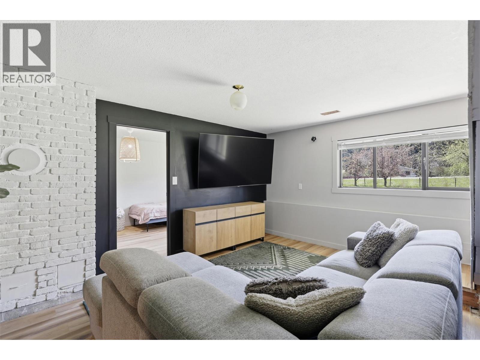 4747 Kamloops Vernon Highway, Westwold, British Columbia  V0E 3B1 - Photo 35 - 10385137