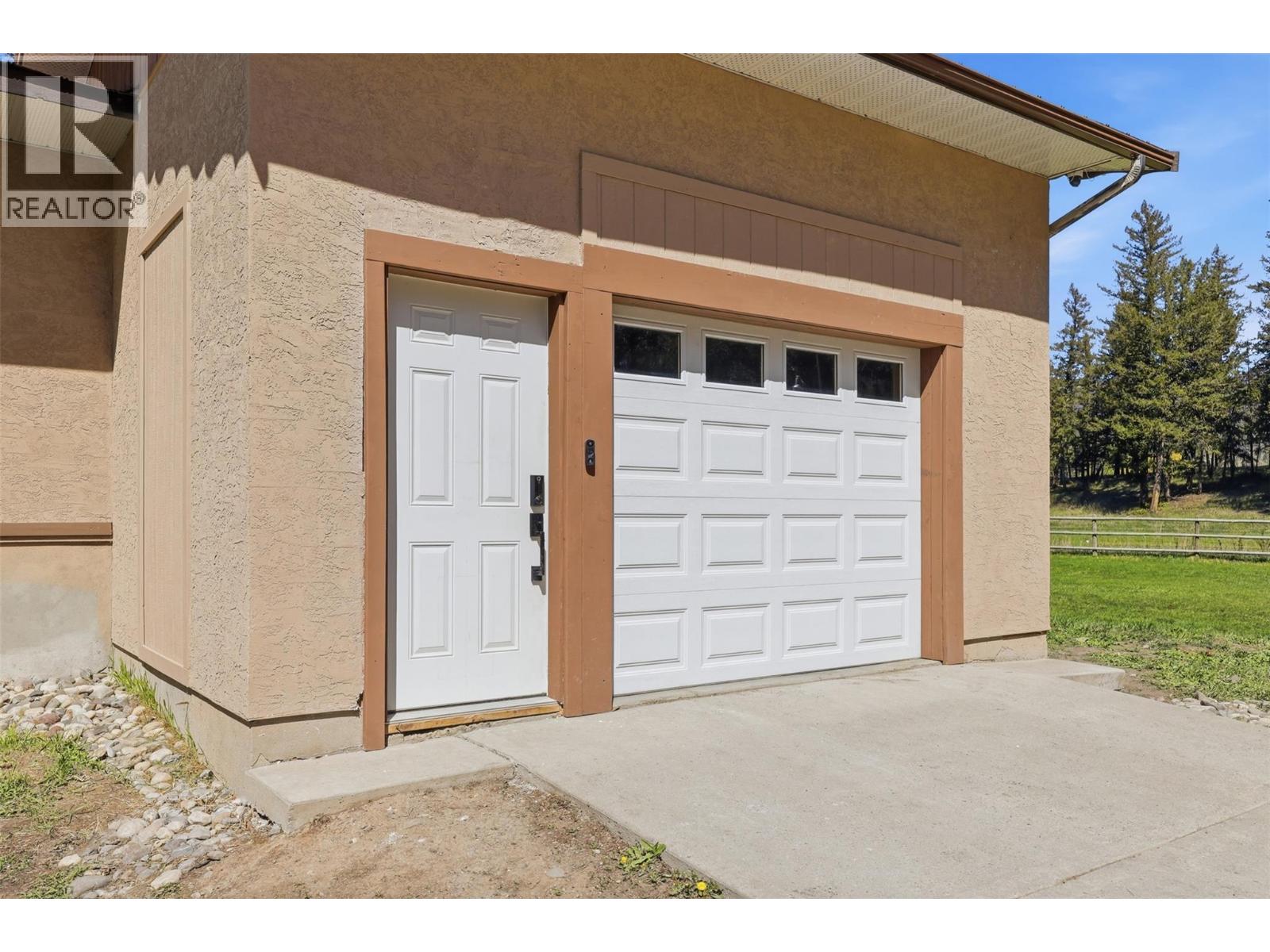 4747 Kamloops Vernon Highway, Westwold, British Columbia  V0E 3B1 - Photo 49 - 10385137