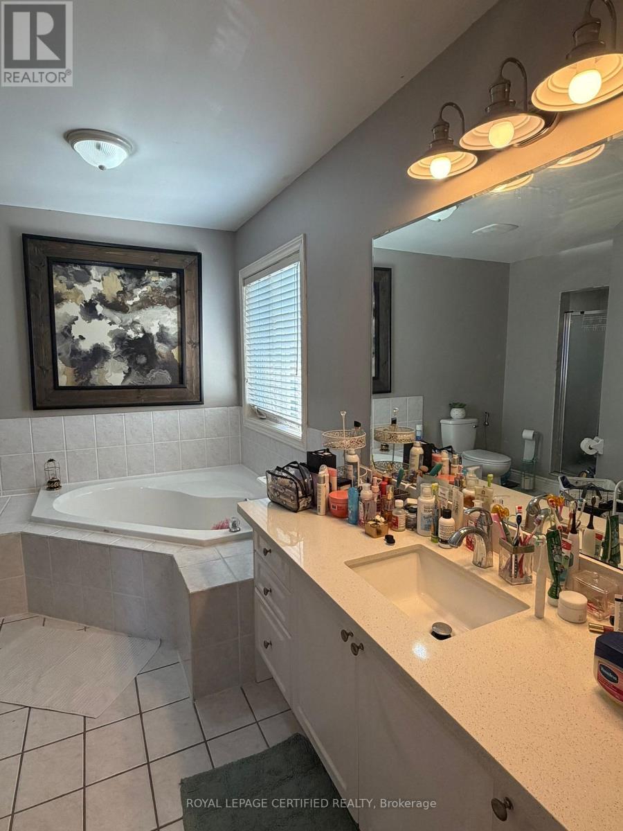 5890 Tampico Way, Mississauga, Ontario  L5M 6Y9 - Photo 28 - W13027716