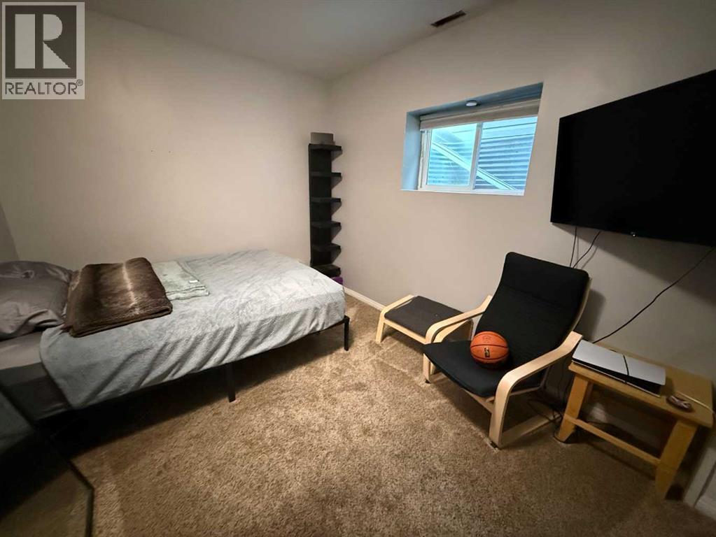 110 Muldoon Crescent, Hinton, Alberta  T7V 0A1 - Photo 20 - A2303645