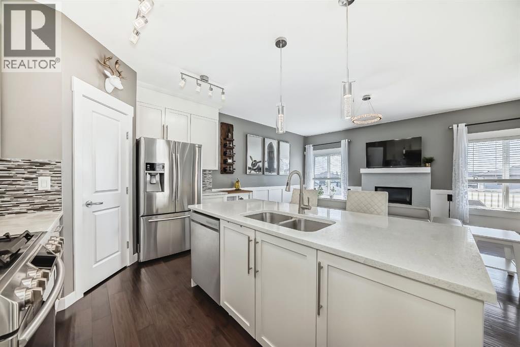 288 Rainbow Falls Green, Chestermere, Alberta  T1X 0S4 - Photo 6 - A2262855