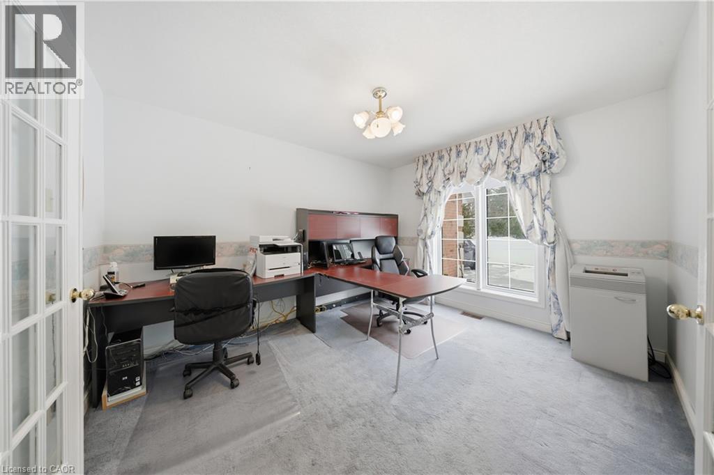 637 Deer Run Drive, Waterloo, Ontario  N2K 3H5 - Photo 6 - 40811043