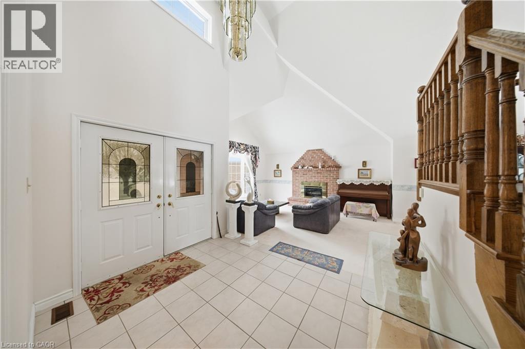 637 Deer Run Drive, Waterloo, Ontario  N2K 3H5 - Photo 5 - 40811043