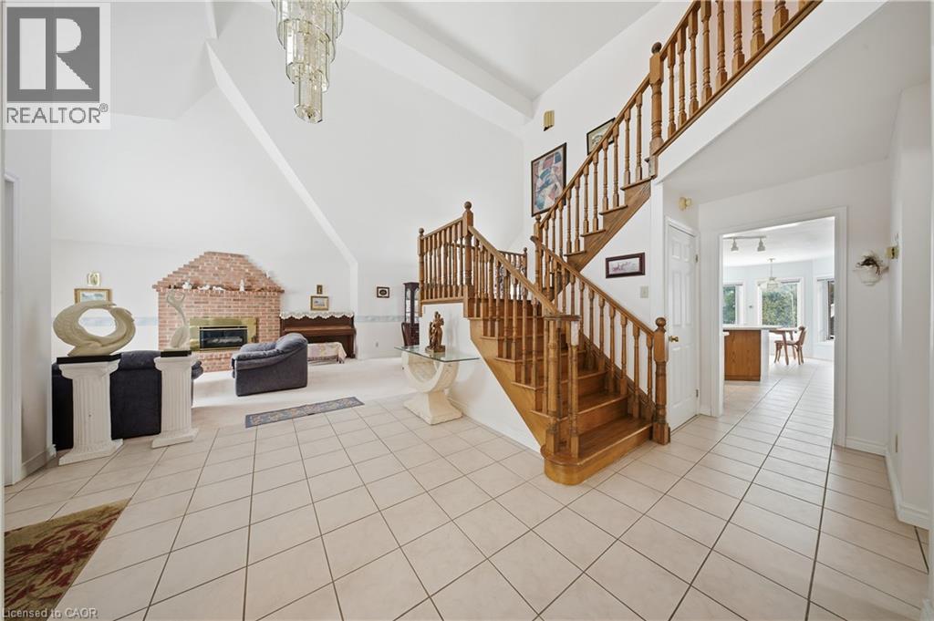 637 Deer Run Drive, Waterloo, Ontario  N2K 3H5 - Photo 7 - 40811043