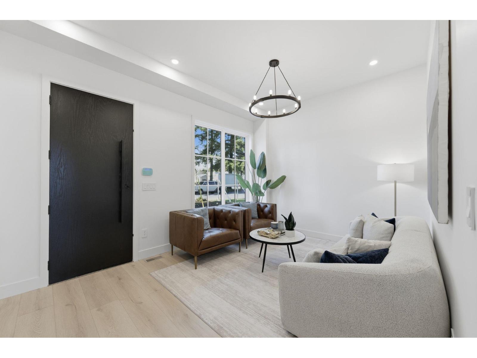 8186 117 Street, Delta, British Columbia  V4C 7A6 - Photo 2 - R3088977