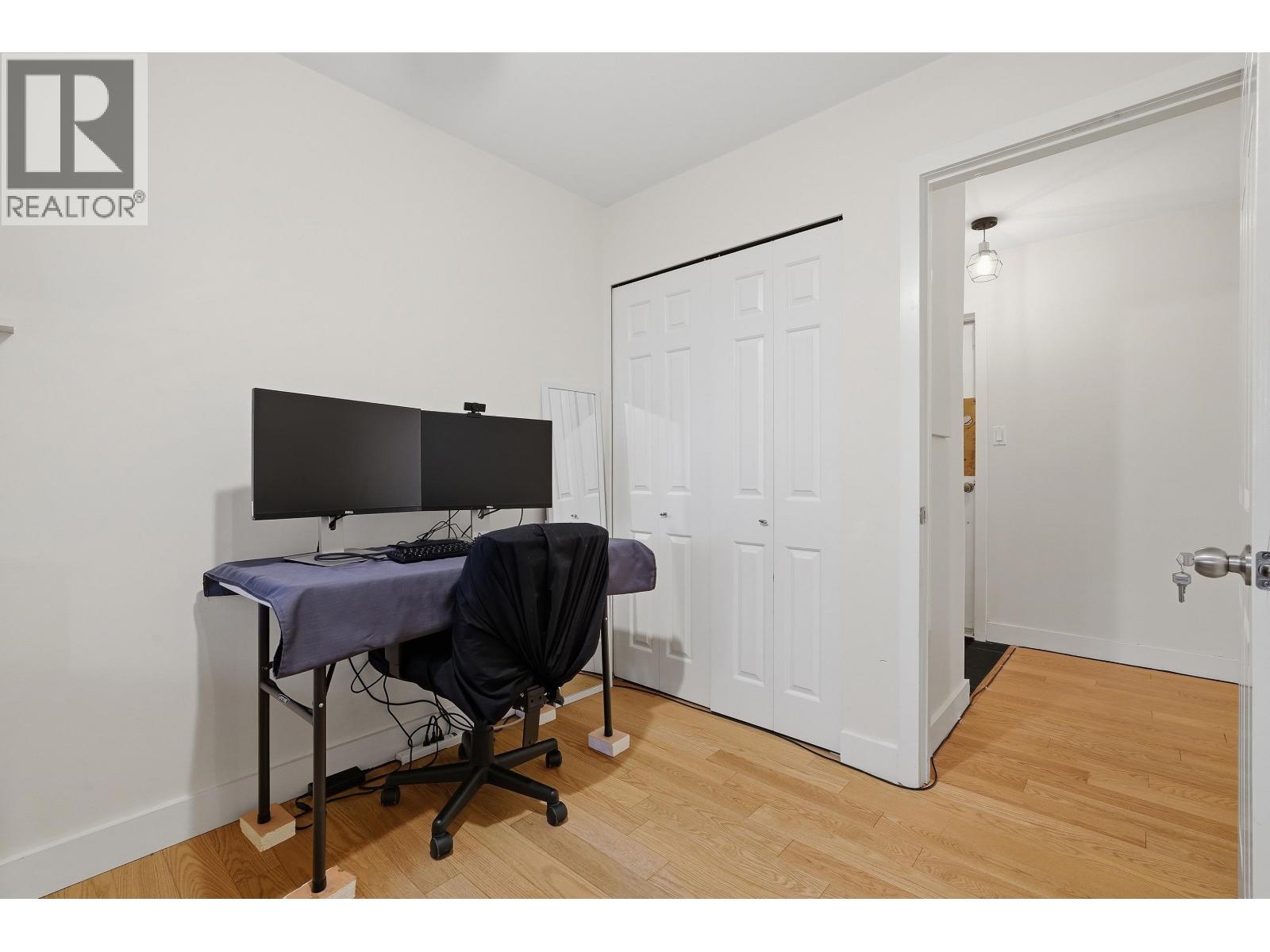 1 1606 W 10th Avenue, Vancouver, British Columbia  V6J 2A1 - Photo 17 - R3116869