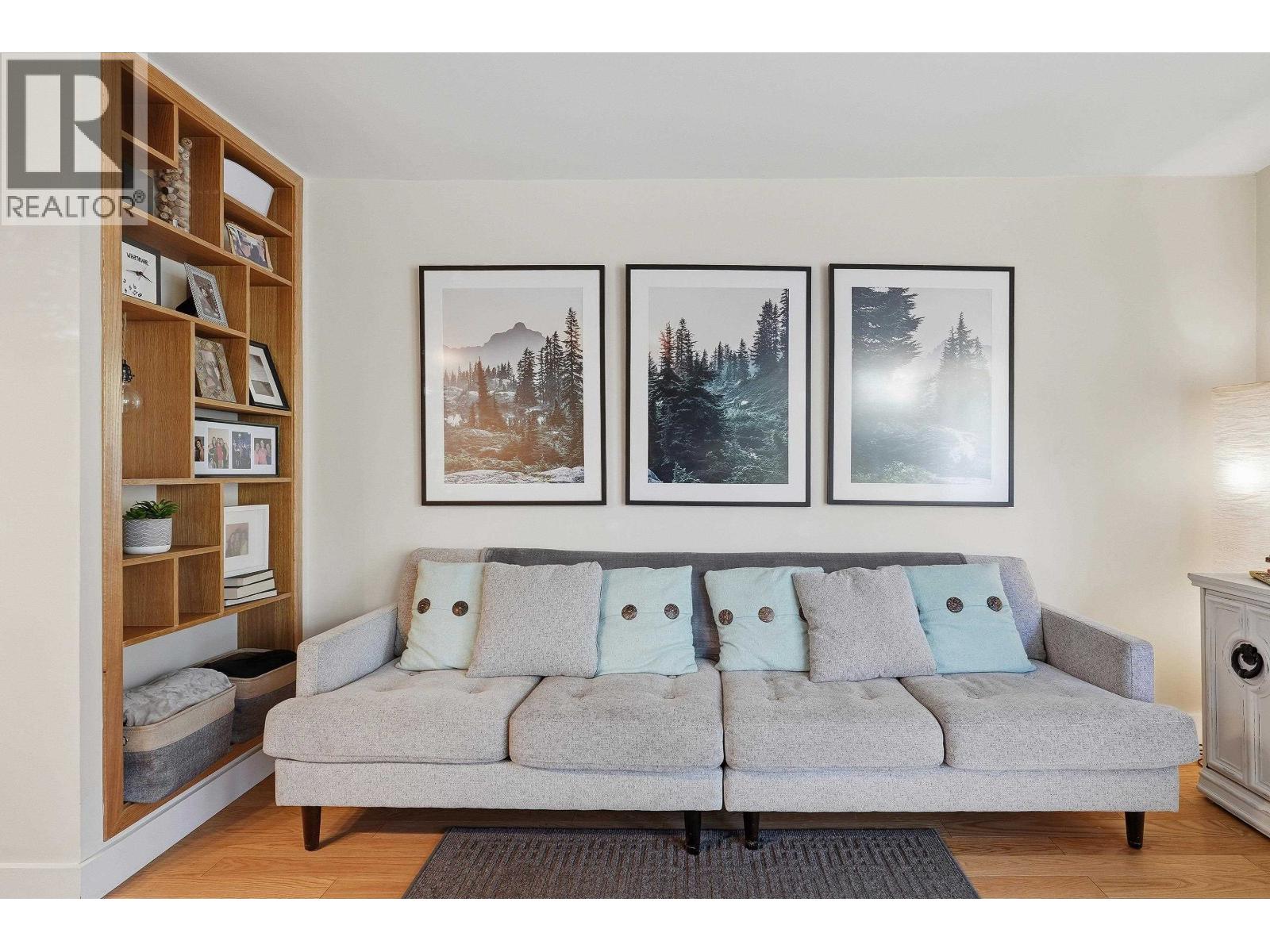 1 1606 W 10th Avenue, Vancouver, British Columbia  V6J 2A1 - Photo 3 - R3116869