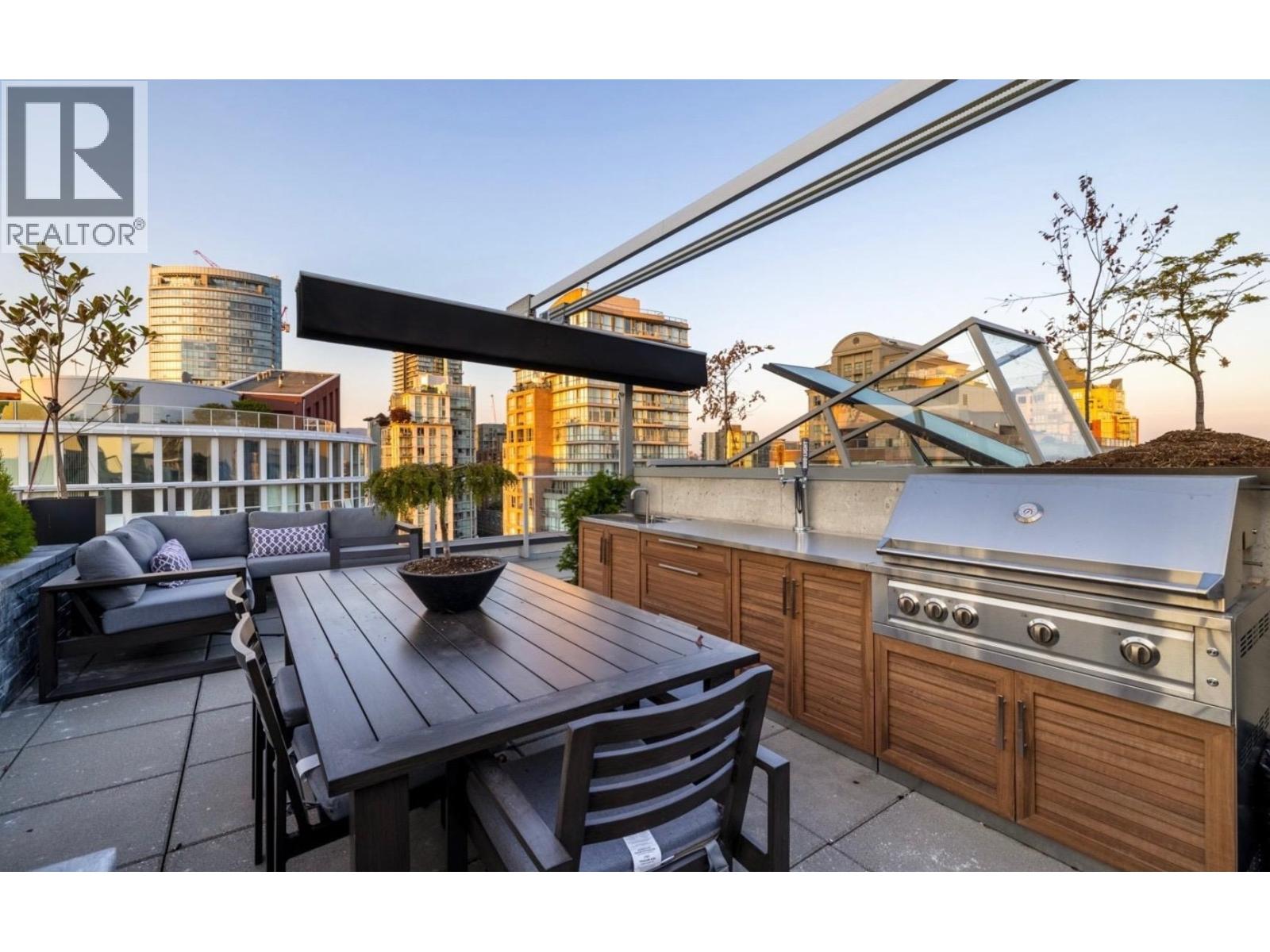 PH2502 999 SEYMOUR STREET, Vancouver, British Columbia