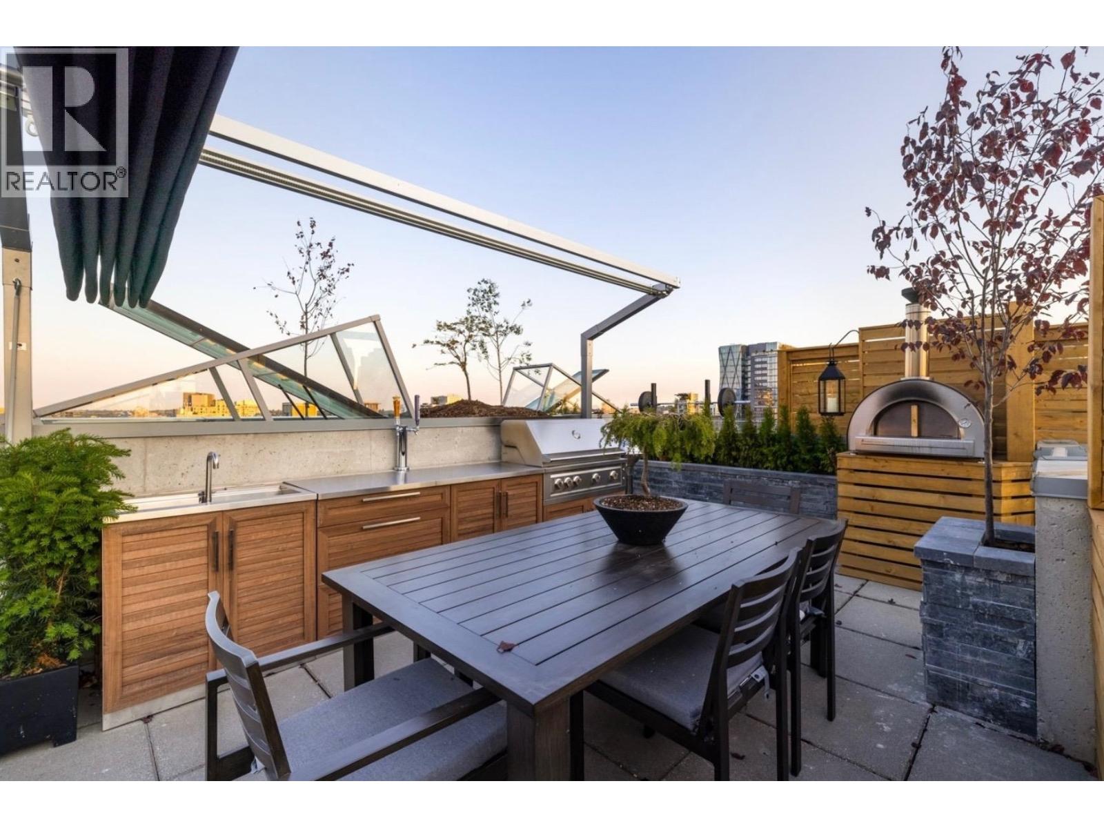 Ph2502 999 Seymour Street, Vancouver, British Columbia  V6B 0M5 - Photo 2 - R3116875