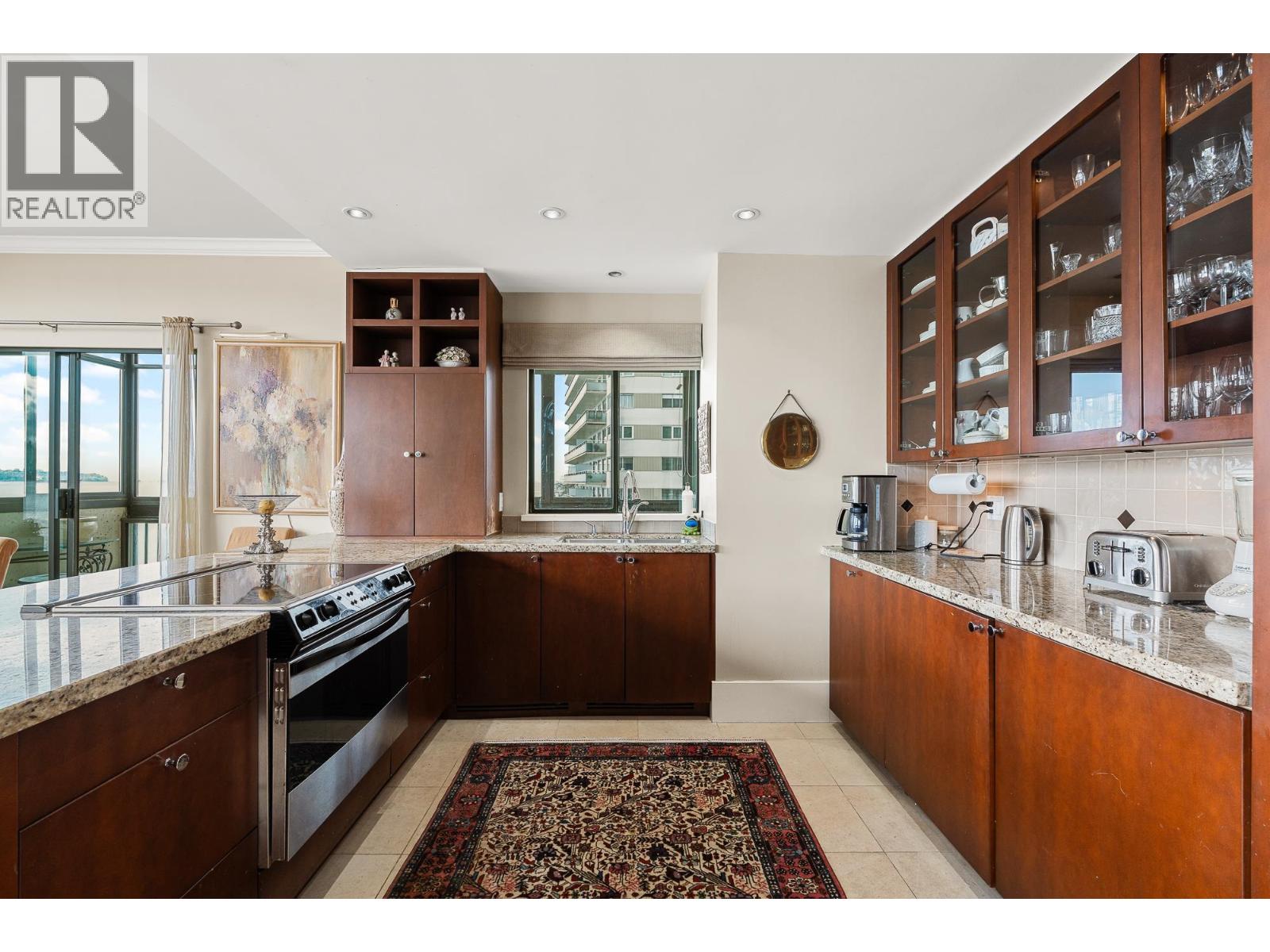 3w 111 18th Street, West Vancouver, British Columbia  V7V 3V3 - Photo 17 - R3116884