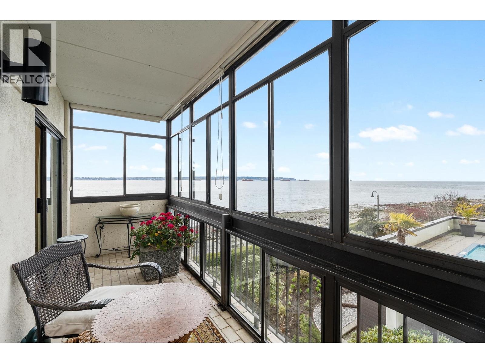 3w 111 18th Street, West Vancouver, British Columbia  V7V 3V3 - Photo 19 - R3116884