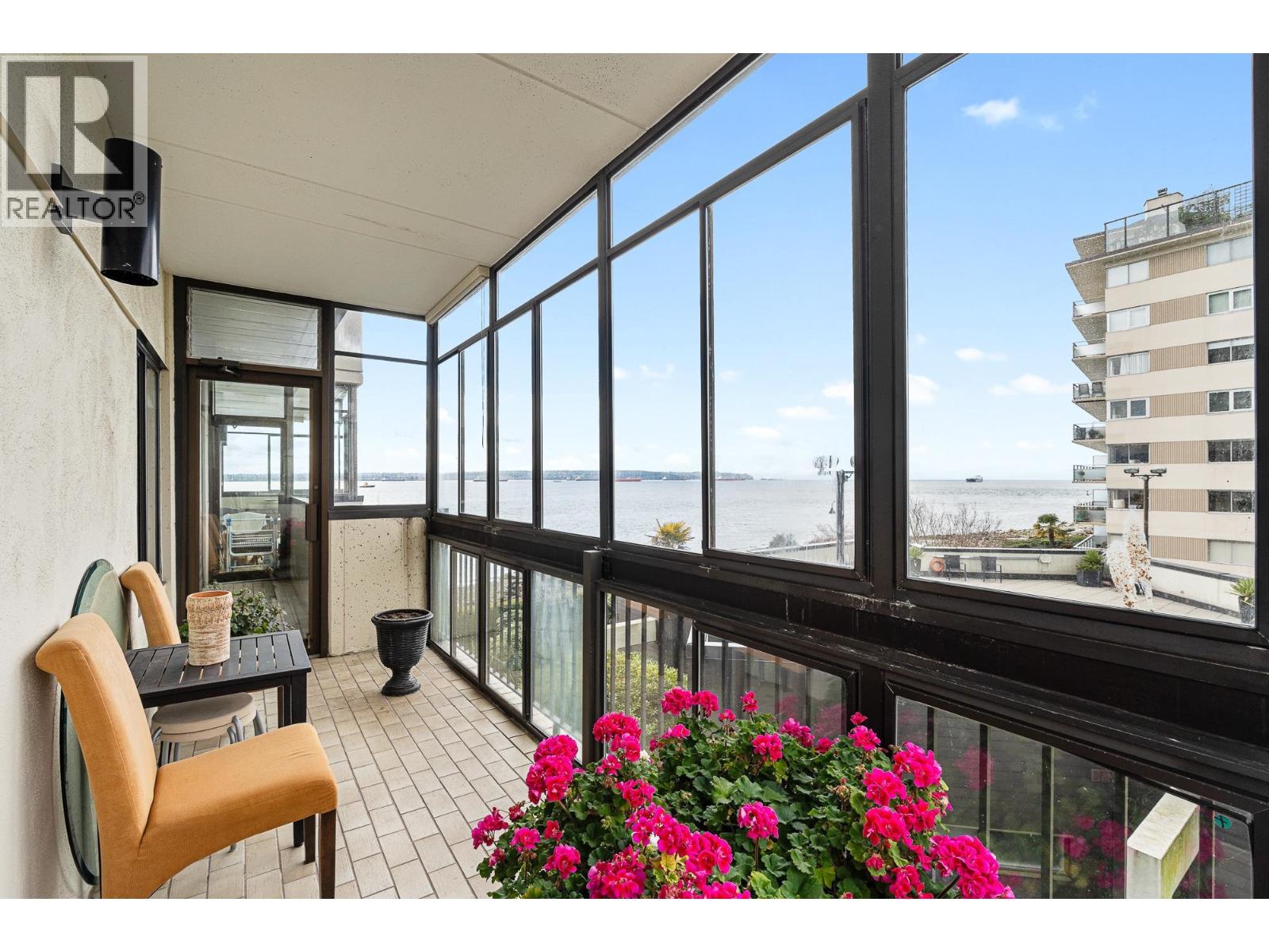 3w 111 18th Street, West Vancouver, British Columbia  V7V 3V3 - Photo 21 - R3116884