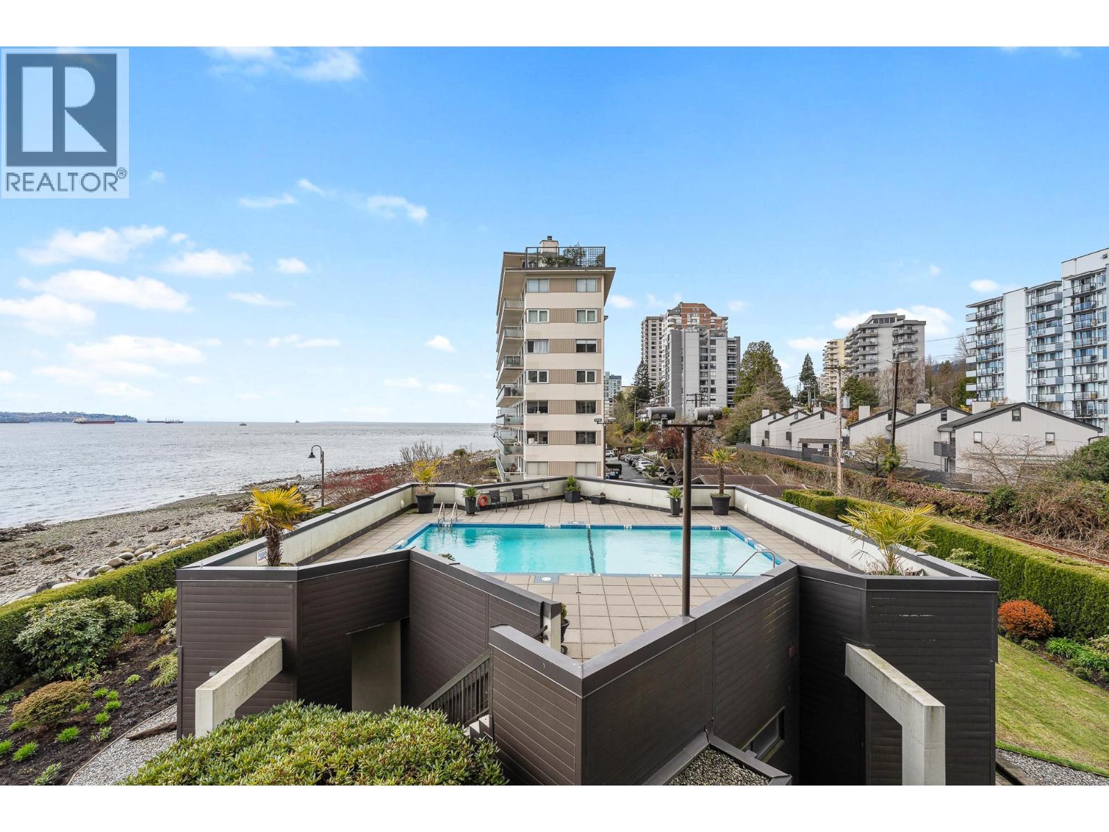 3w 111 18th Street, West Vancouver, British Columbia  V7V 3V3 - Photo 35 - R3116884