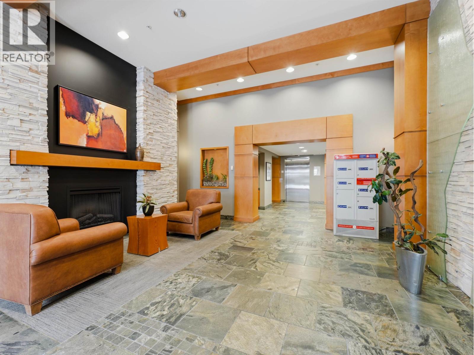 306 2958 Silver Springs Boulevard, Coquitlam, British Columbia  V3E 3R9 - Photo 3 - R3116897