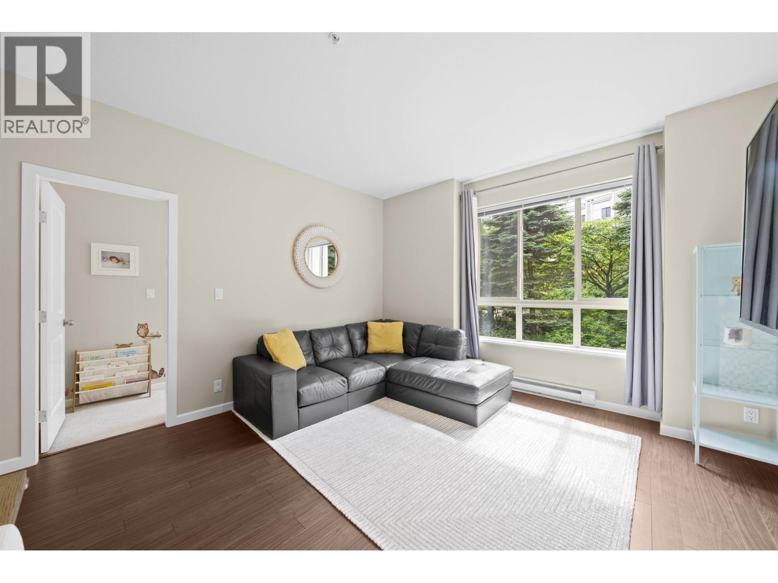 209 270 Francis Way, New Westminster, British Columbia  V3L 0C3 - Photo 4 - R3116911