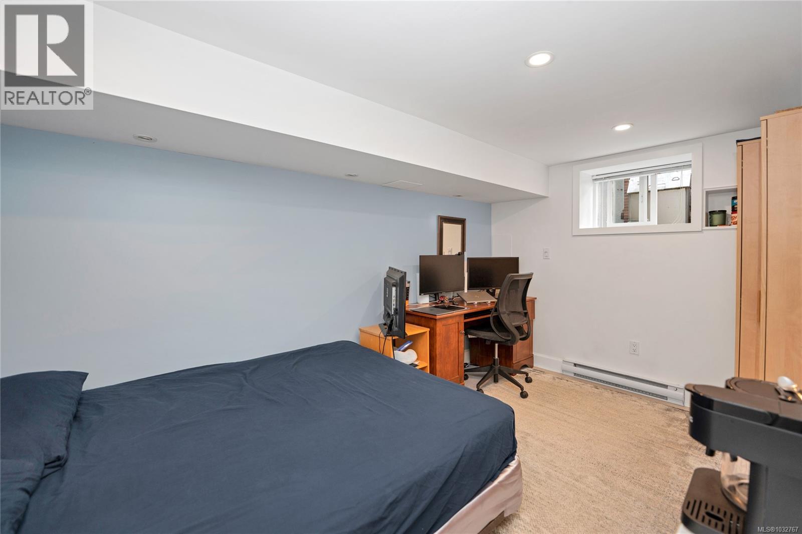 2229 Arbutus Rd, Saanich, British Columbia  V8N 1V2 - Photo 34 - 1032767