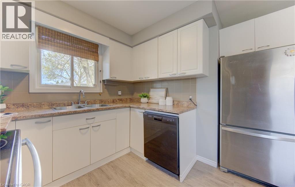 100 Johanna Drive, Cambridge, Ontario  N1S 4A7 - Photo 10 - 40823530