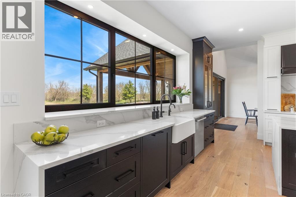 742 Country Squire Road, Waterloo, Ontario  N2J 4G8 - Photo 17 - 40824525