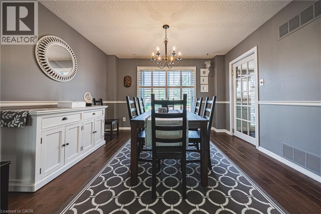 2200 Sandringham Drive, Burlington, Ontario  L7P 1T9 - Photo 9 - 40824799