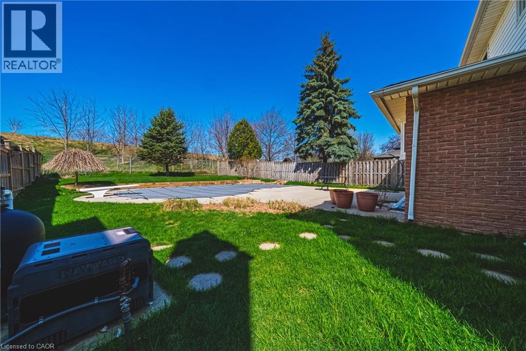 2200 Sandringham Drive, Burlington, Ontario  L7P 1T9 - Photo 31 - 40824799