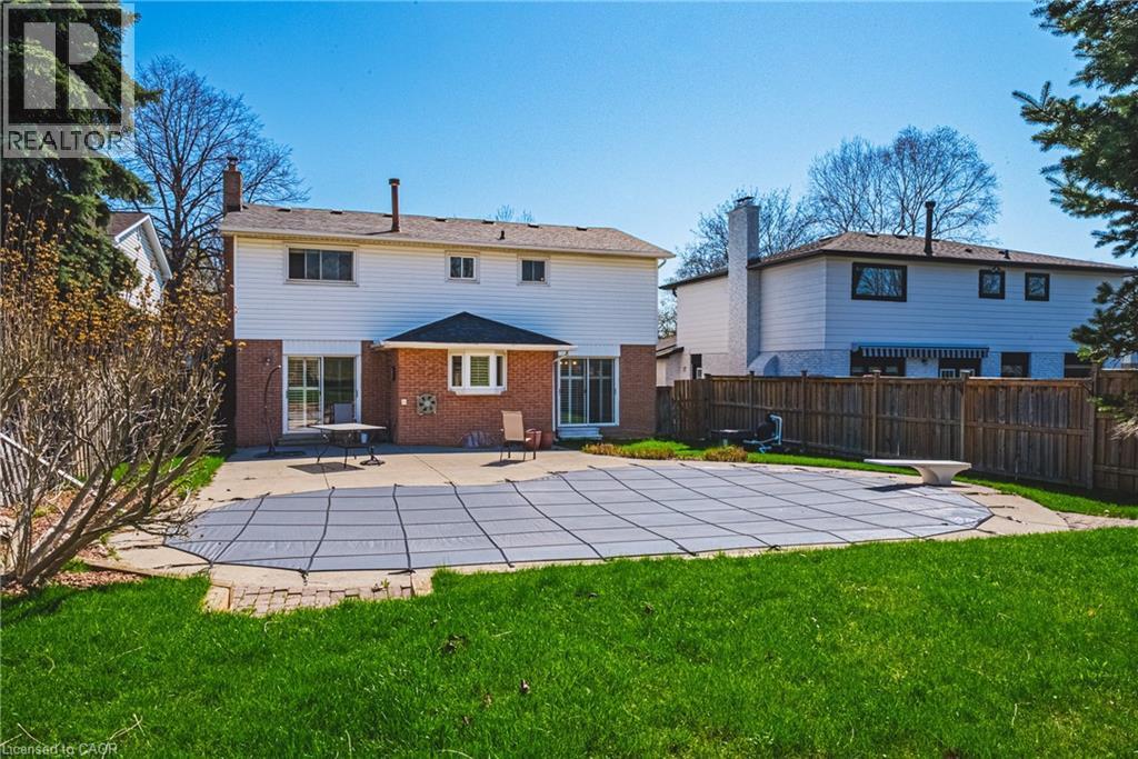 2200 Sandringham Drive, Burlington, Ontario  L7P 1T9 - Photo 33 - 40824799