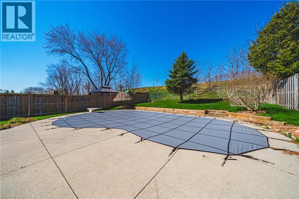 2200 Sandringham Drive, Burlington, Ontario  L7P 1T9 - Photo 32 - 40824799