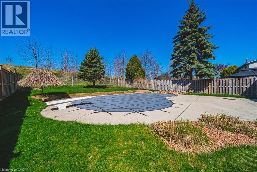 2200 Sandringham Drive, Burlington, Ontario  L7P 1T9 - Photo 36 - 40824799