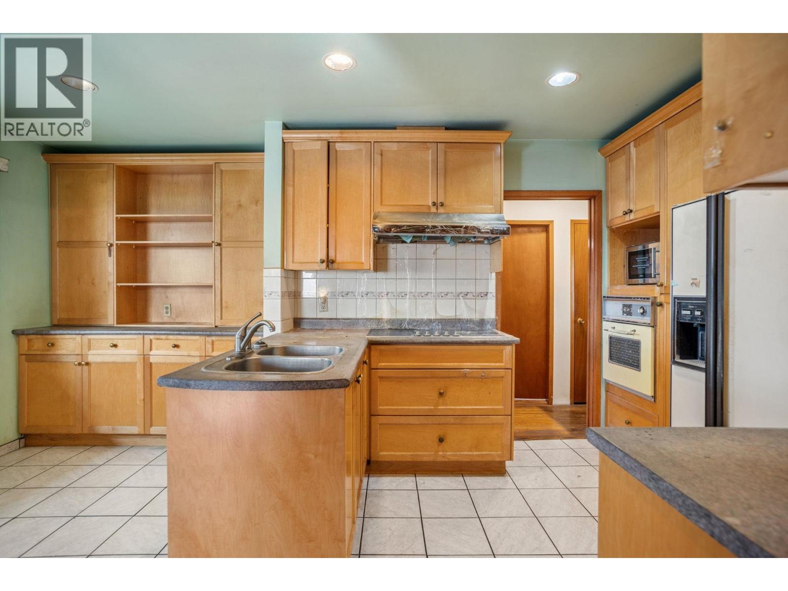 1388 E 60th Avenue, Vancouver, British Columbia  V5X 2A9 - Photo 14 - R3116885